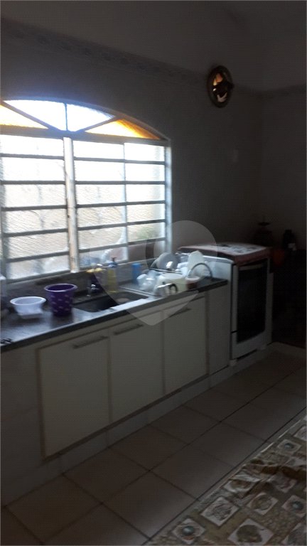 Sobrado à venda com 5 quartos, sendo 3 suítes, em Jardim dos Pinheiros, Atibaia, SP