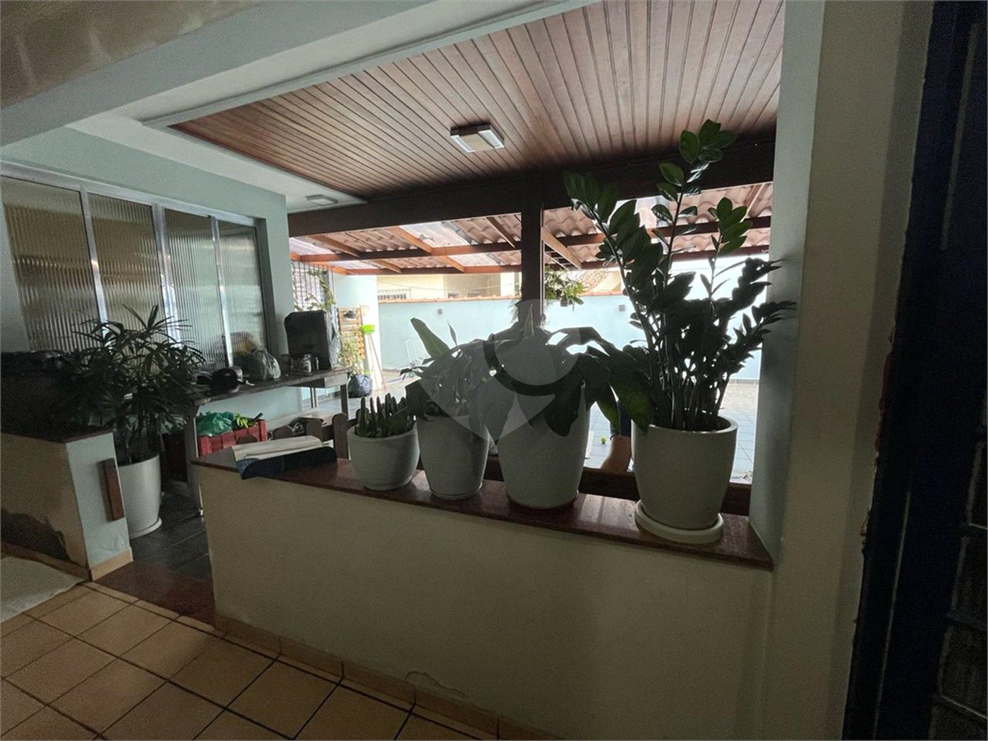 Casa à venda com 3 quartos, sendo 1 suíte,  em Jardim Casablanca, São Paulo, SP