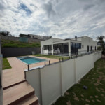 Casa à venda com 3 suítes no condomínio Shamballa III, Atibaia - SP