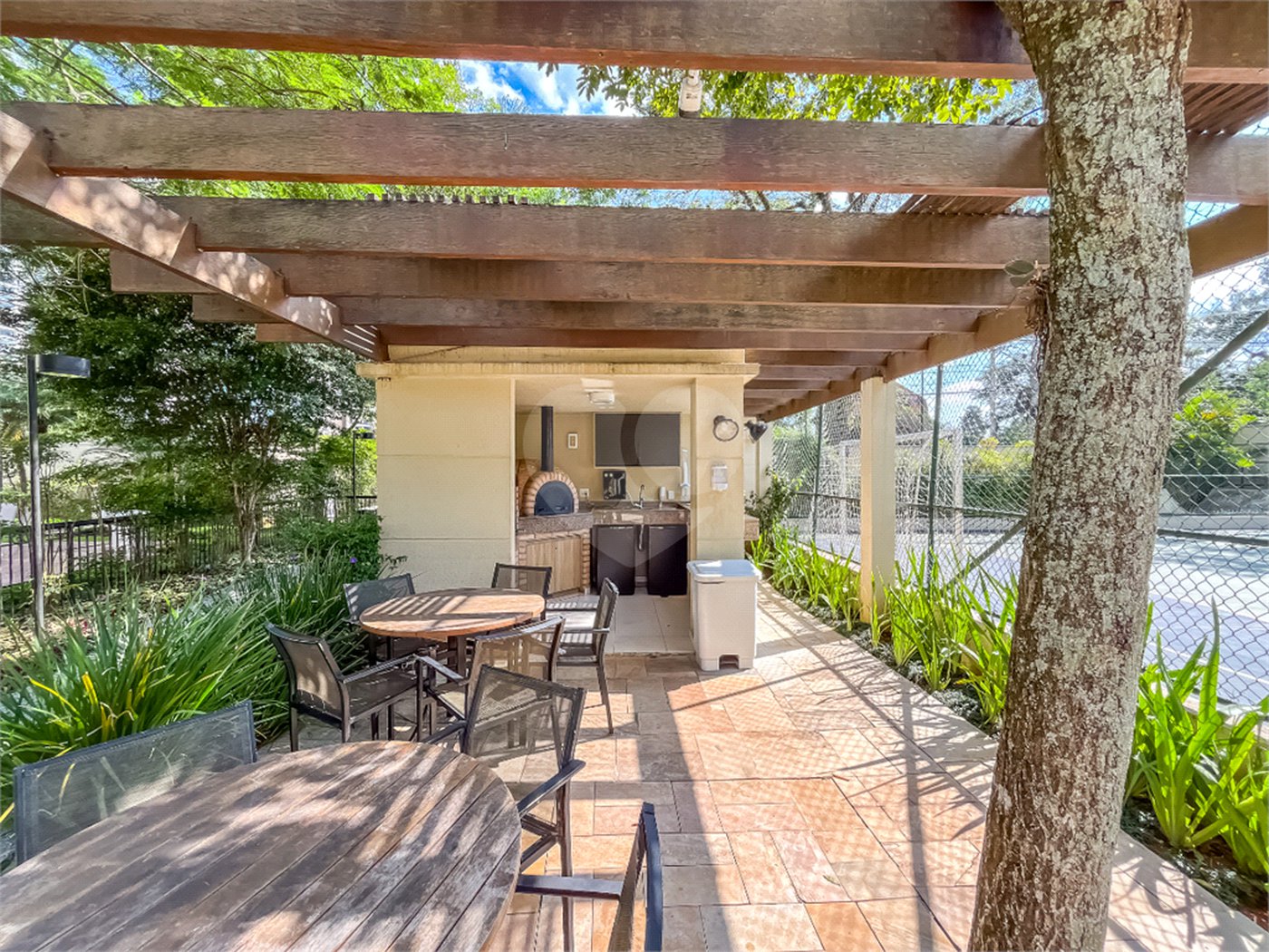 Apartamento à venda com 3 suítes em Alto da Boa Vista, São Paulo, SP