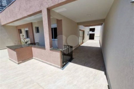 Casa à venda com 5 quartos, sendo 2 suítes,  em Vila Gonçalves, São Bernardo do Campo, SP