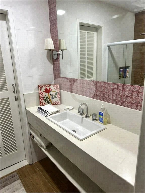 Casa à venda com 5 quartos, sendo 4 suítes, em Tijuca, Rio de Janeiro, RJ