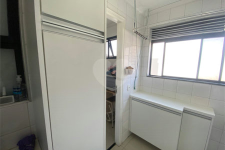 Apartamento à venda com 4 quartos, sendo 2 suítes, em Vila Hamburguesa, São Paulo, SP