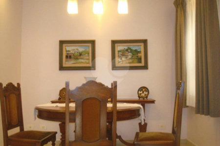 Casa à venda com 4 suítes em Jardim Franca, São Paulo, SP