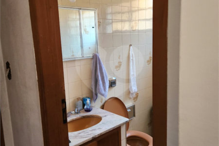 Sobrado à venda com 3 quartos, sendo 1 suíte, em Jardim Floridiana (vila Xavier), Araraquara, SP