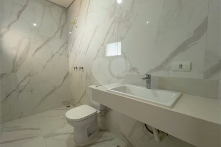 Casa à venda com 3 suítes em Jardim Paulista, Atibaia, SP