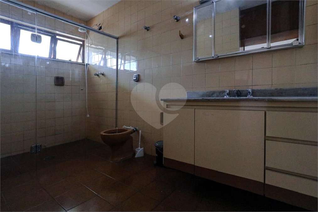 Casa à venda ou para alugar com 3 quartos, sendo 2 suítes,  no Centro, Mogi das Cruzes, SP