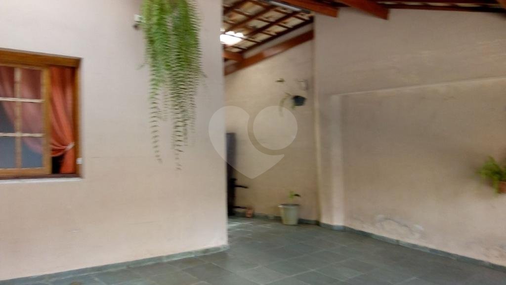 Sobrado à venda com 5 quartos, sendo 1 suíte, em Lapa de Baixo, São Paulo, SP