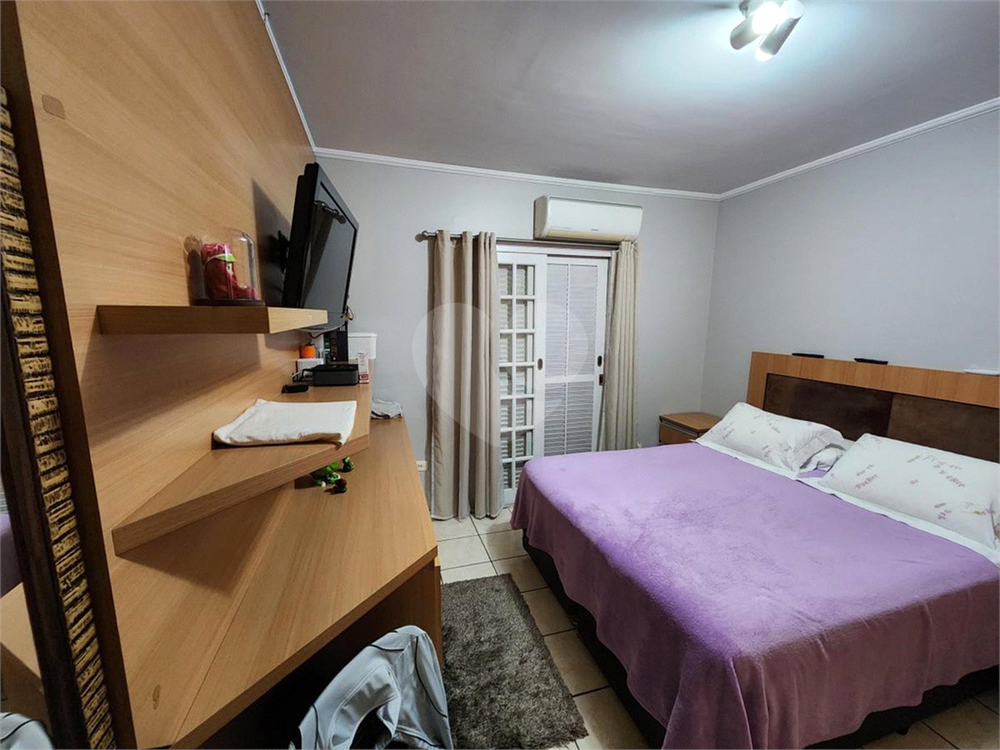 Sobrado à venda com 3 quartos, sendo 1 suíte,  em Jardim Ana Maria, São Paulo, SP