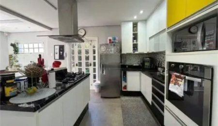 Sobrado à venda com 3 quartos, sendo 1 suíte,  em Brooklin Paulista, São Paulo, SP