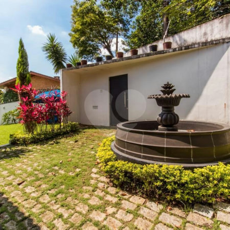 Casa à venda com 4 suítes em Jardim Marajoara, São Paulo, SP