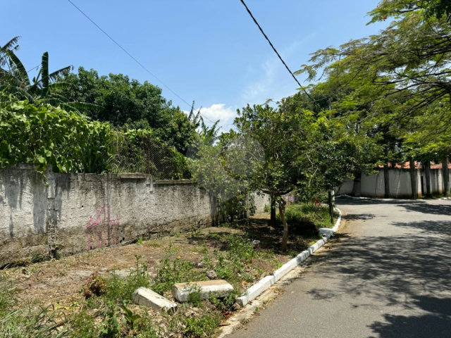 Terreno à venda em Interlagos, São Paulo, SP