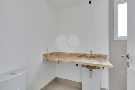 Apartamento à venda com 4 quartos, sendo 2 suítes, em Santo Amaro, São Paulo, SP