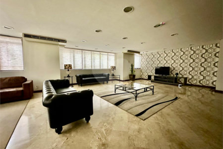 Apartamento à venda com 1 quarto em Moema, São Paulo, SP