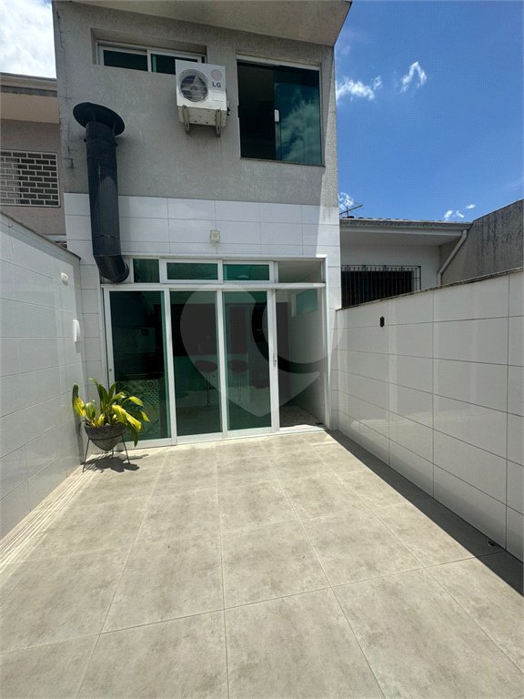 Sobrado à venda com 3 quartos, sendo 1 suíte, em Vila Nivi, São Paulo, SP