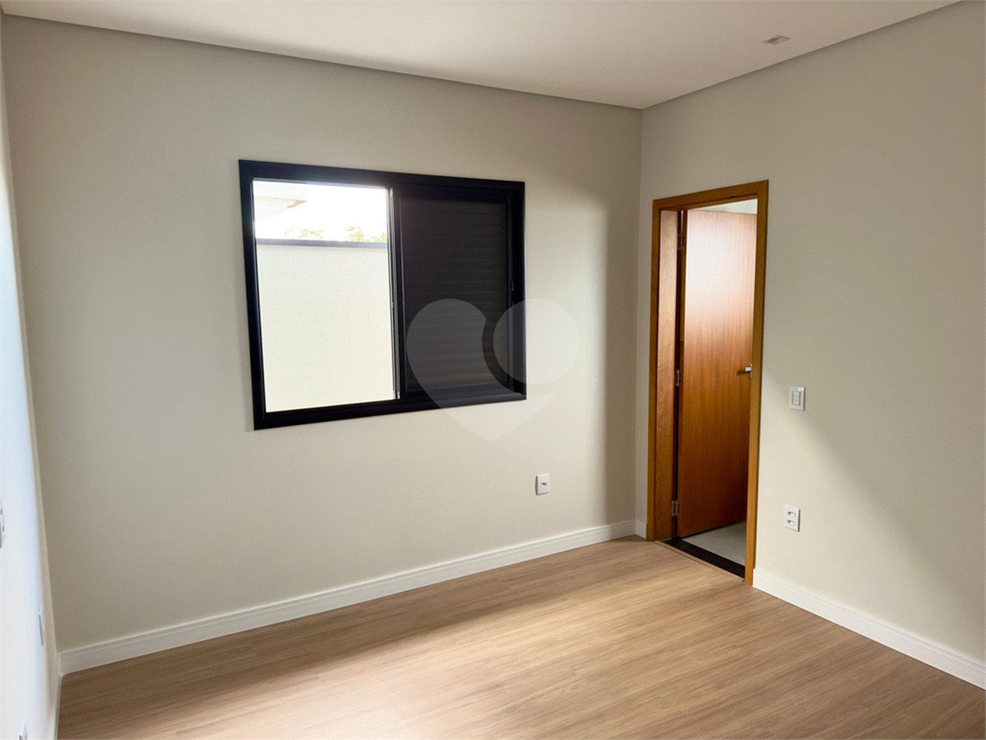 Casa à venda com 3 suítes no condomínio Residencial Phytus, Cabreúva - SP