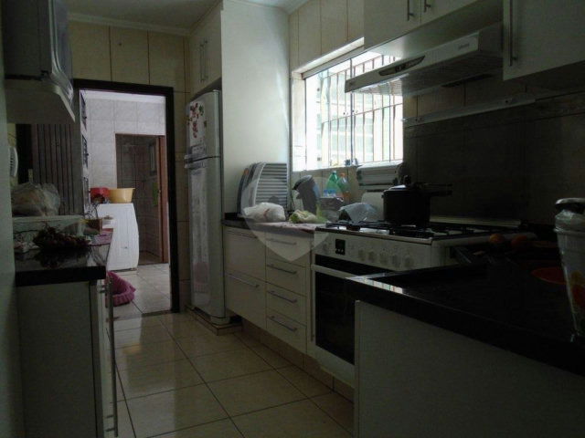 Sobrado à venda com 3 quartos, sendo 1 suíte,  em Parada Inglesa, São Paulo, SP