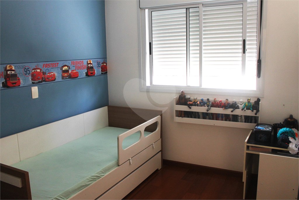 Apartamento à venda com 3 suítes em Vila Gilda, Santo André, SP