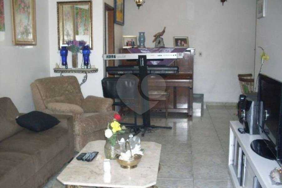 Sobrado à venda com 3 quartos, sendo 1 suíte, em Horto Florestal, São Paulo, SP