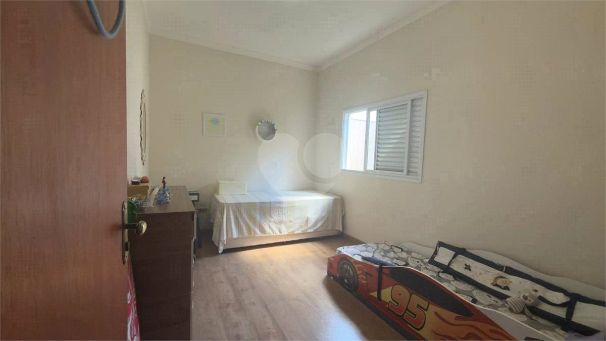 Casa à venda com 4 quartos, sendo 1 suíte,  no condomínio Portobello Sorocaba, Sorocaba - SP