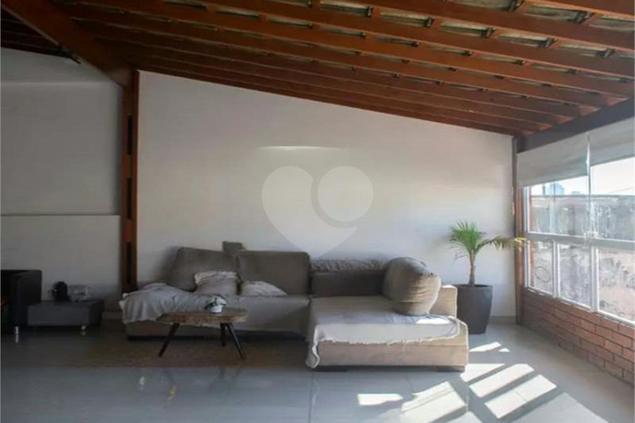 Sobrado à venda com 3 quartos, sendo 1 suíte, em Vila Nova Cachoeirinha, São Paulo, SP