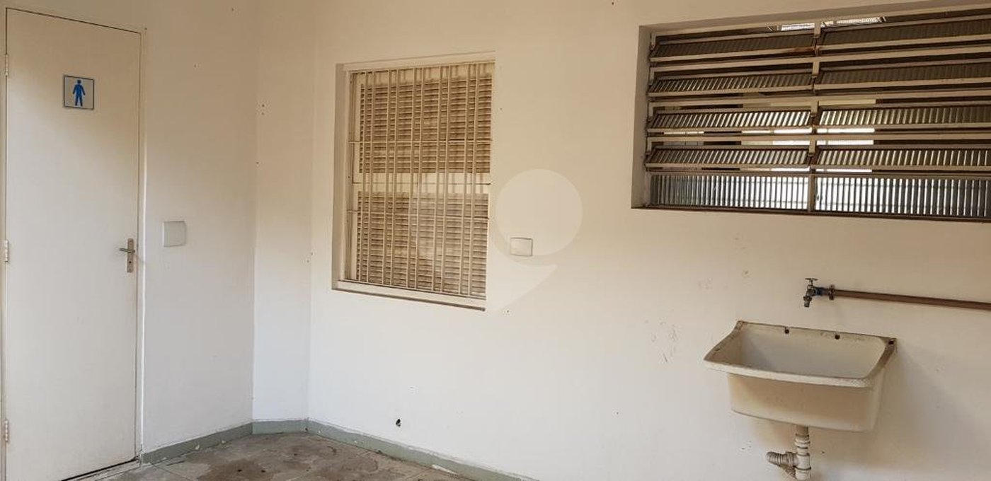 Casa à venda com 4 quartos em Vila Clementino, São Paulo, SP