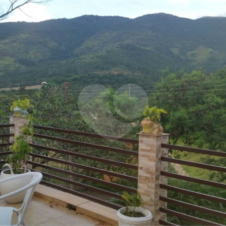 Sobrado à venda com 6 quartos, sendo 4 suítes,  em Retiro das Fontes, Atibaia, SP