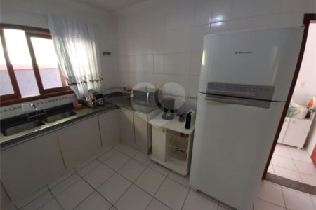 Casa à venda com 3 suítes no condomínio Villaggio Capriccio, Louveira - SP