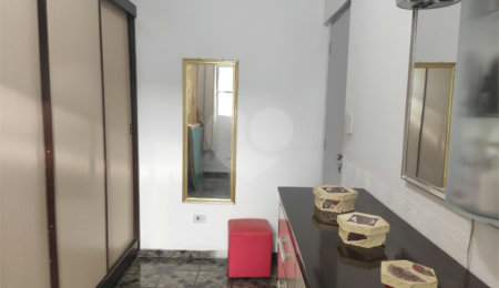 Sobrado à venda com 1 suíte em Jardim Luciana, Itaquaquecetuba, SP