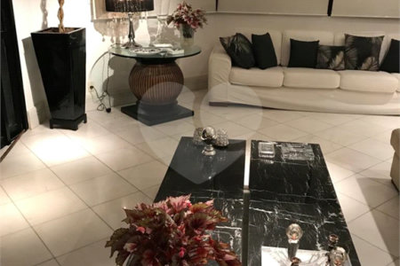 Cobertura à venda com 2 suítes em Vila Suzana, São Paulo, SP