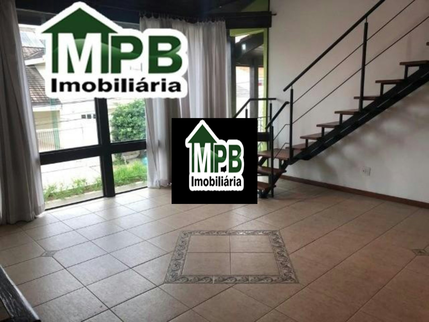 Sobrado à venda com 4 quartos, sendo 2 suítes, em Jardim Pagliato, Sorocaba, SP
