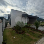 Casa à venda com 3 suítes no condomínio Ecoville Residence, Atibaia - SP