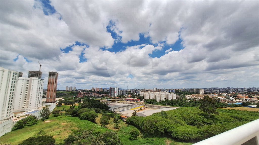 Apartamento à venda com 3 quartos, sendo 1 suíte,  em Parque Campolim, Sorocaba, SP