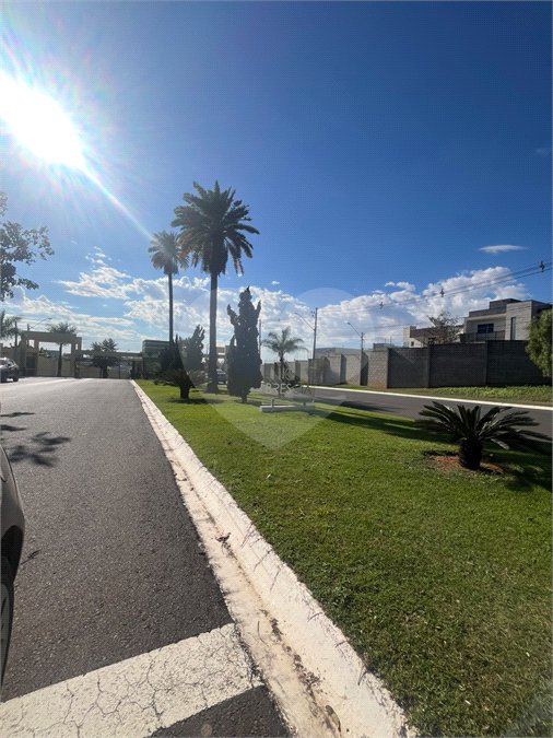 Casa à venda ou para alugar com 2 quartos, sendo 4 suítes, no condomínio Residencial Jardim Bréscia, Indaiatuba - SP
