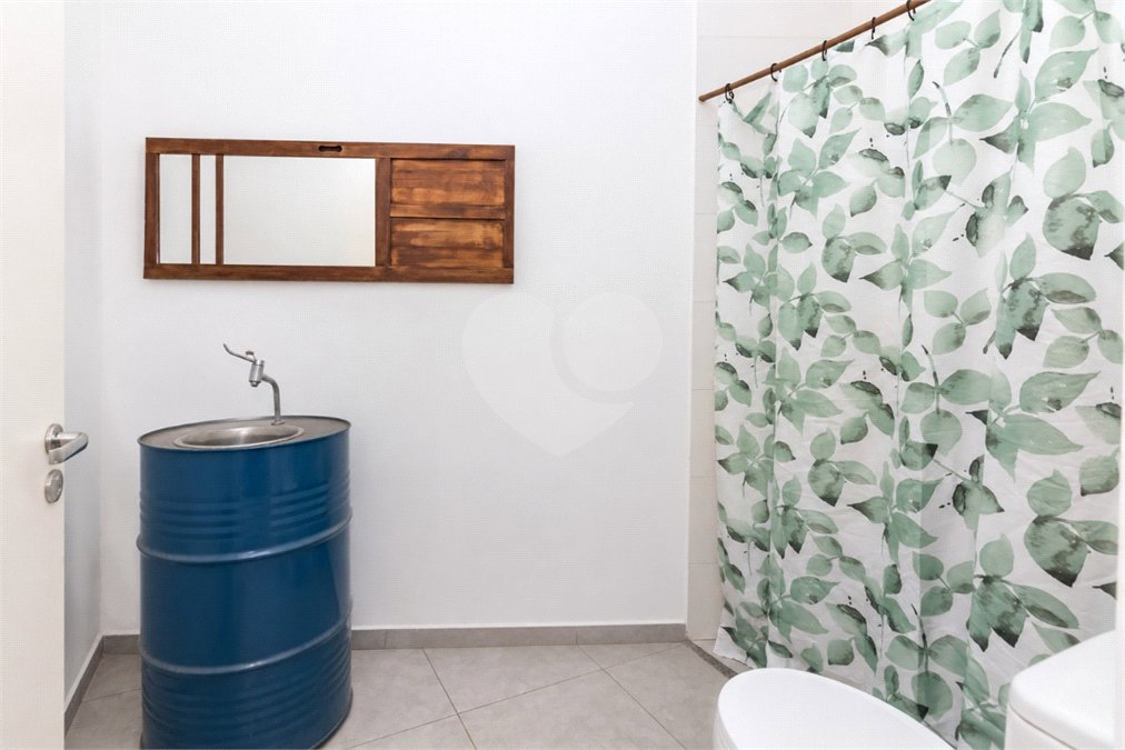 Casa à venda com 4 quartos, sendo 2 suítes, em Chácara Flora, São Paulo, SP
