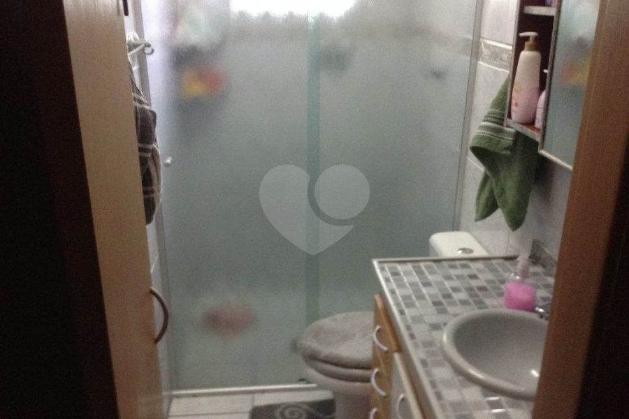 Sobrado à venda com 3 quartos, sendo 1 suíte, em Vila Nova Cachoeirinha, São Paulo, SP