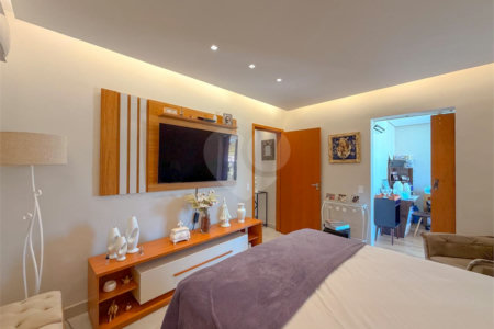Casa à venda com 3 suítes no condomínio Figueira Garden, Atibaia - SP