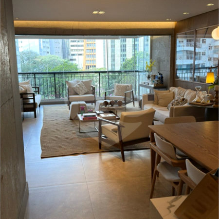 Apartamento à venda com 3 quartos, sendo 1 suíte,  em Jardim Paulista, São Paulo, SP