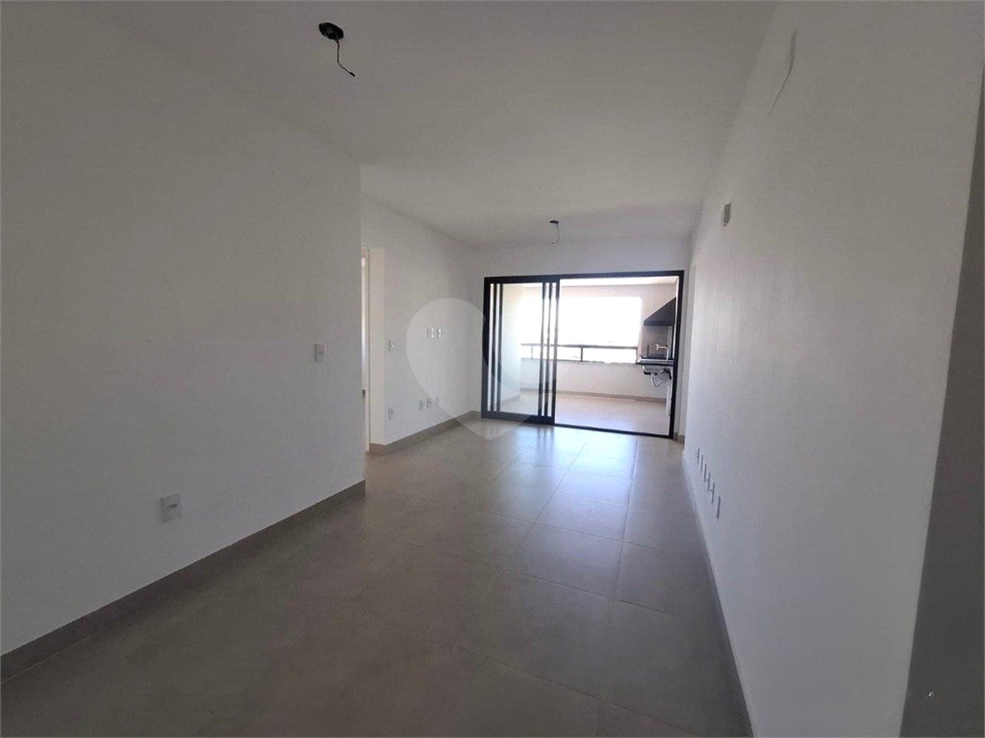Apartamento à venda com 2 suítes em Parque Campolim, Sorocaba, SP