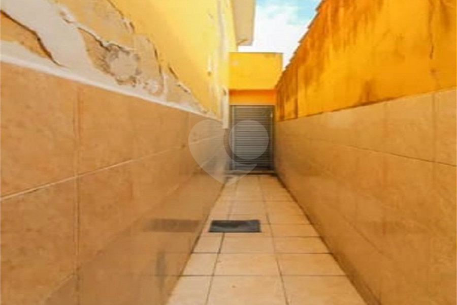 Sobrado à venda com 4 quartos, sendo 1 suíte,  em Parada Inglesa, São Paulo, SP