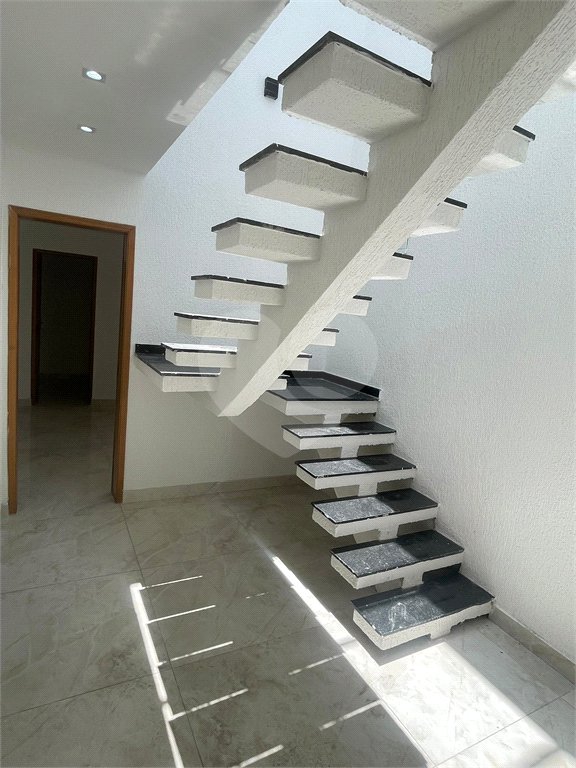 Casa à venda com 3 quartos, sendo 2 suítes, no condomínio Grand Park, Rio de Janeiro - RJ