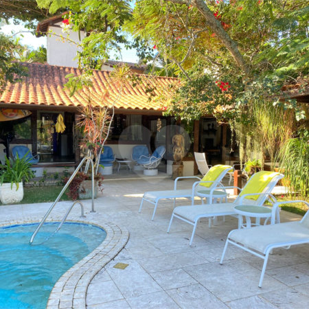 Casa à venda com 6 quartos, sendo 4 suítes, em Canto, Armação dos Búzios, RJ