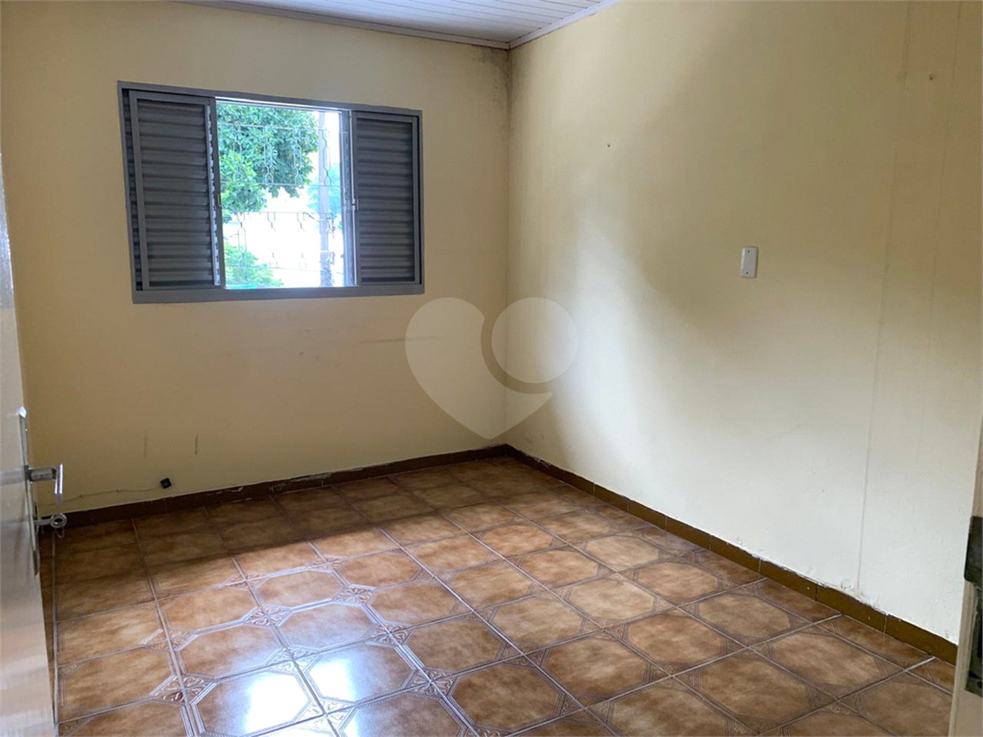Sobrado à venda com 4 quartos, sendo 1 suíte,  em Vila Guarani (z Sul), São Paulo, SP