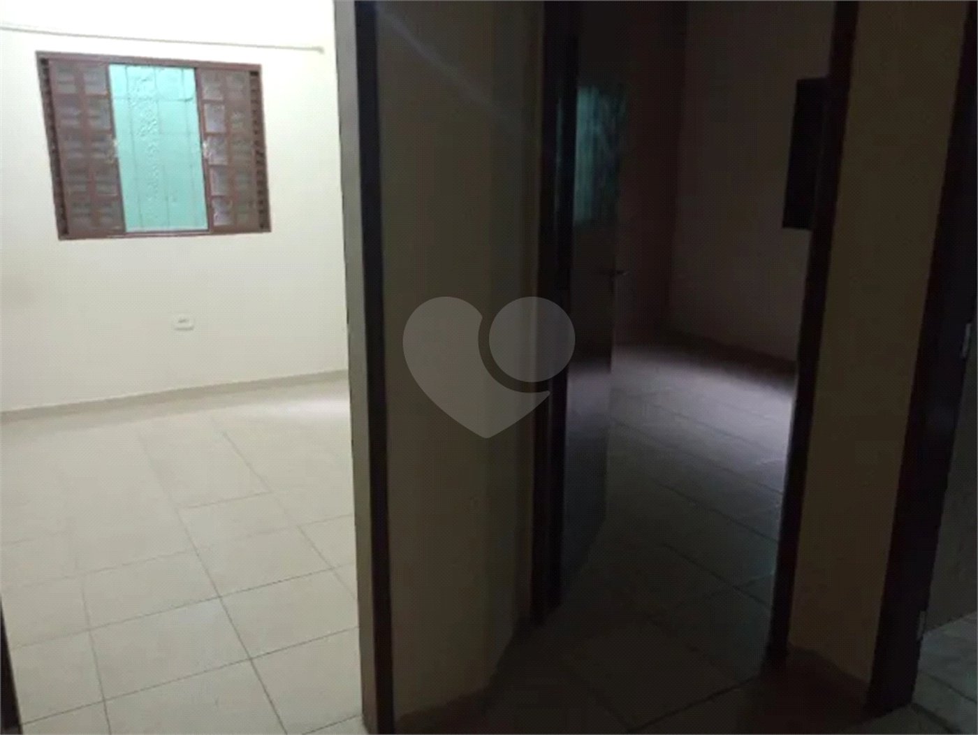 Casa à venda com 3 quartos em Jardim Santa Júlia, São José dos Campos, SP