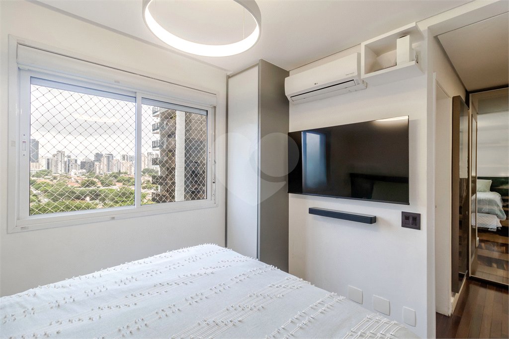 Apartamento à venda com 3 suítes em Brooklin, São Paulo, SP