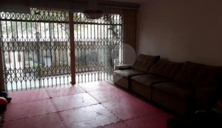Sobrado à venda com 4 quartos em Brooklin Paulista, São Paulo, SP