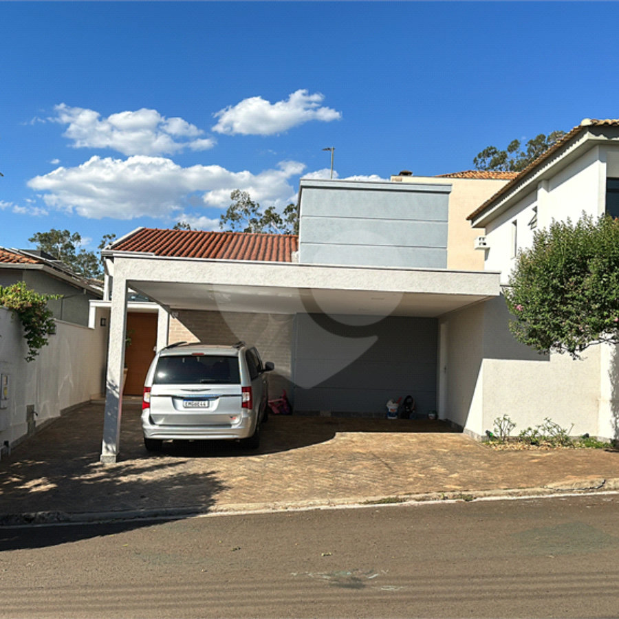 Casa à venda com 3 quartos, sendo 1 suíte, no condomínio Residencial Nova Aliança, Ribeirão Preto - SP
