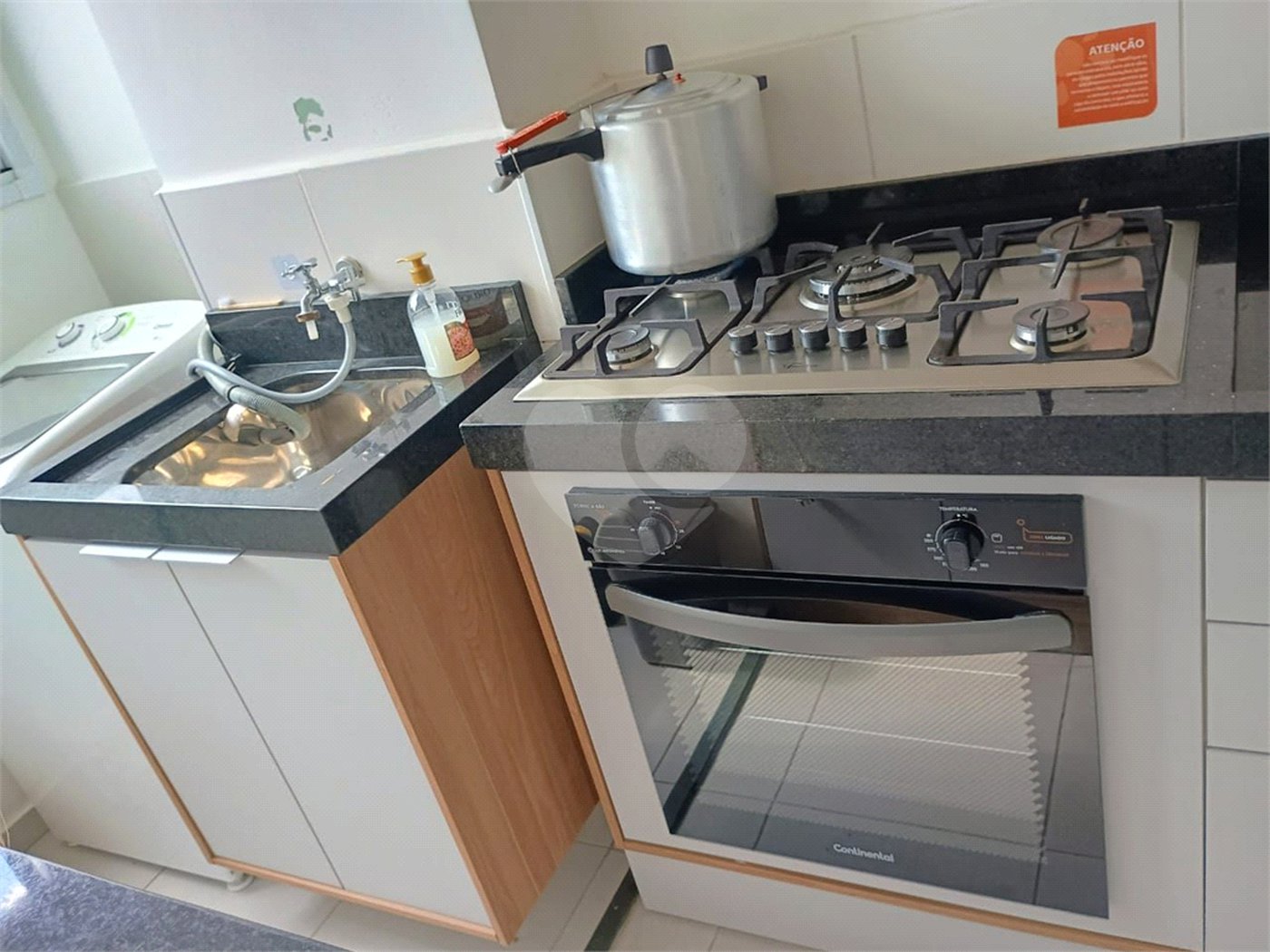 Apartamento à venda com 2 quartos em Lapa, São Paulo, SP