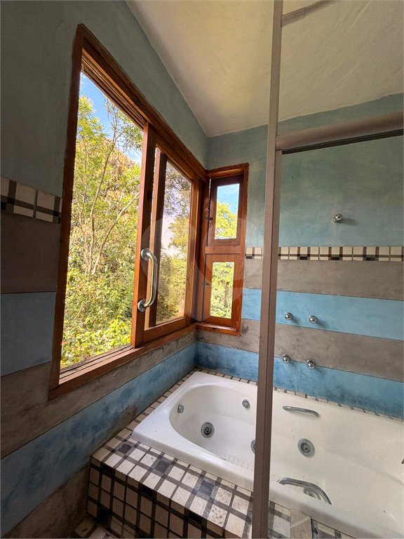 Casa para alugar com 4 suítes no condomínio Il Paradiso, Vinhedo - SP