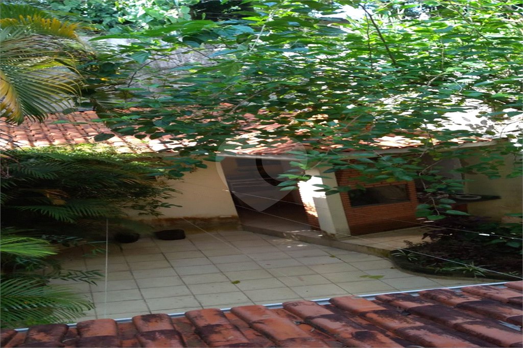 Sobrado à venda com 3 quartos, sendo 1 suíte, em Tremembé, São Paulo, SP